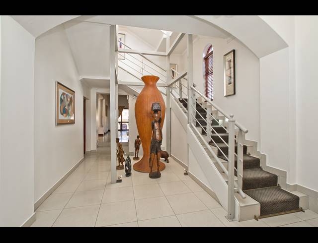 4 BEDROOM HOUSE FOR SALE IN KHYBER ROCK